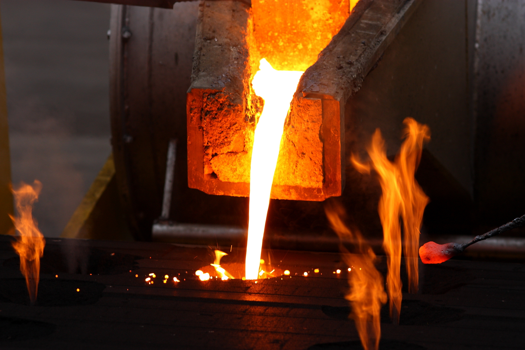 How Master Alloys Reduce Safety Risks for Casting Houses & Rolling Mills - Image